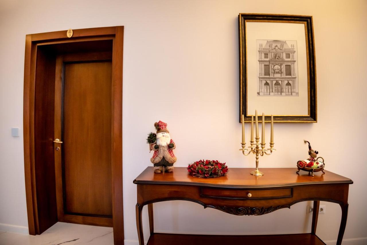 مبيت وإفطار ألبا يوليا Ana Boutique المظهر الخارجي الصورة